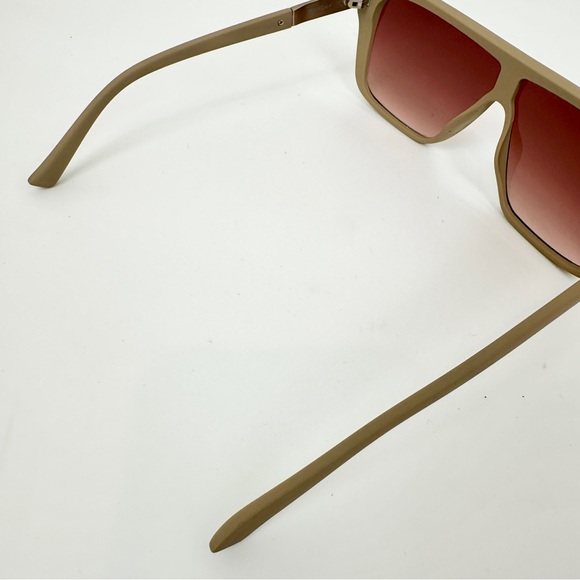 TOPFOXX Rayz Limited Edition Raya Coleman Collab Nude Squared Sunglasses main image 4